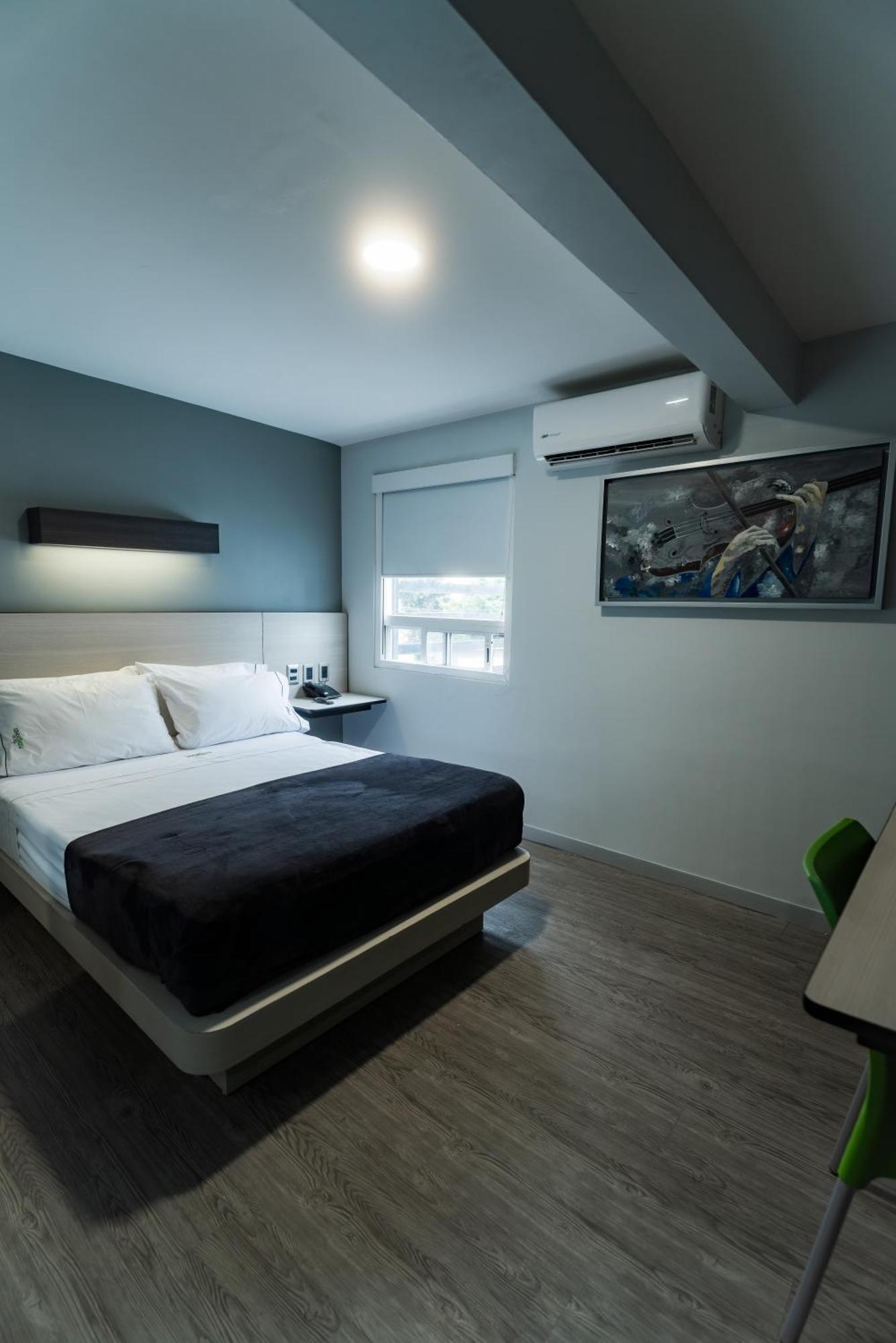 Hotel Lemon Green -Zona Expo Frente Al Centro De Convenciones Guadalajara Eksteriør billede