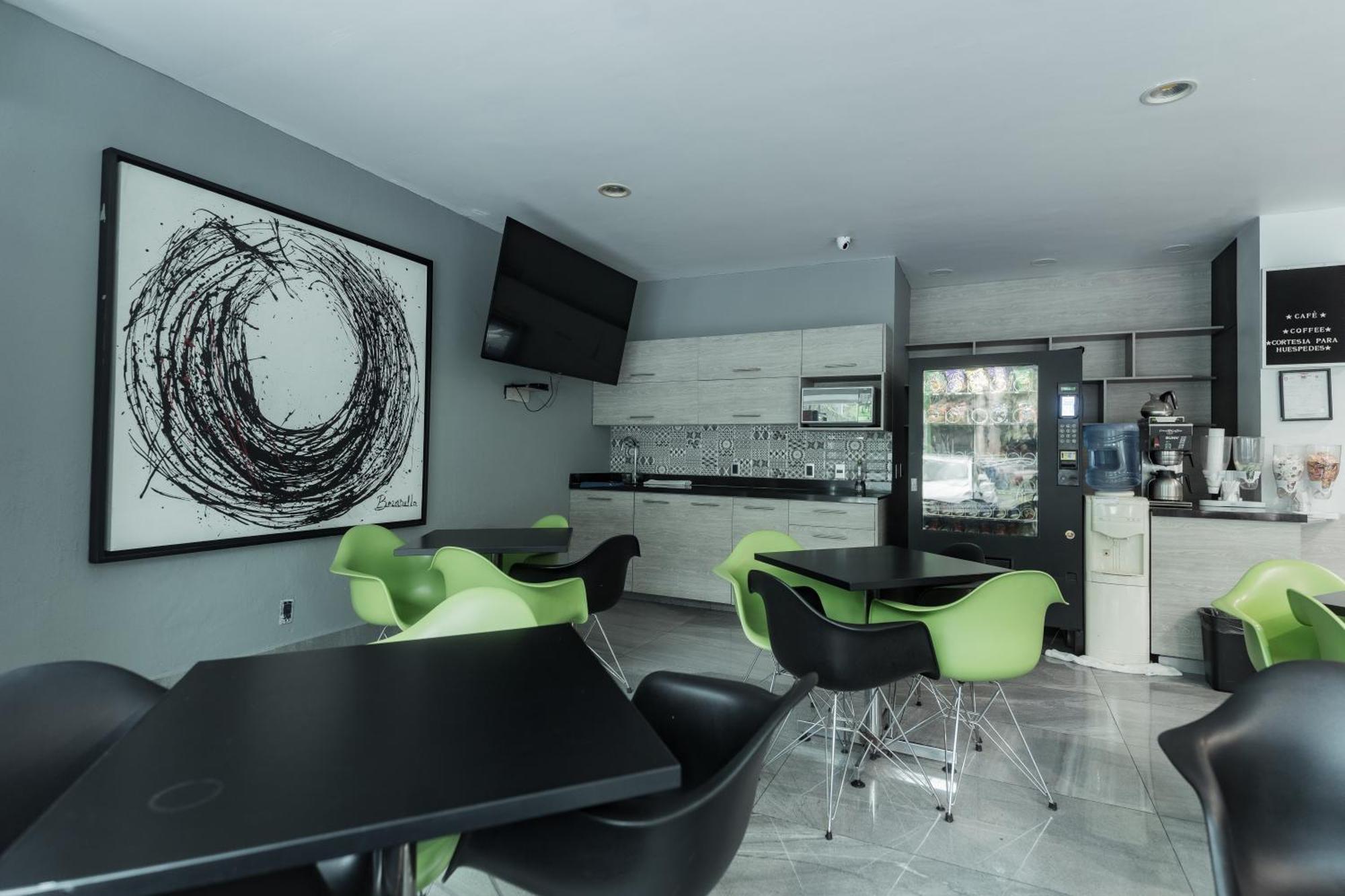 Hotel Lemon Green -Zona Expo Frente Al Centro De Convenciones Guadalajara Eksteriør billede